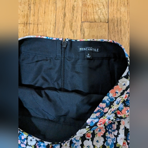 J.Crew Mercantile Floral Skirt Sz 0 - Picture 3 of 6